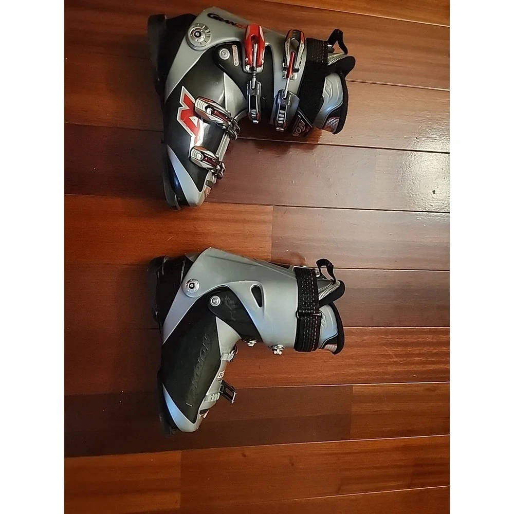 Nordica GranSport 10 Ski Boots Silver Black 80 Flex Index Comfort Fit 315mm